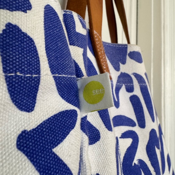 See Design Blue & White Printed Canvas Tote Bag - Picture 3 of 6